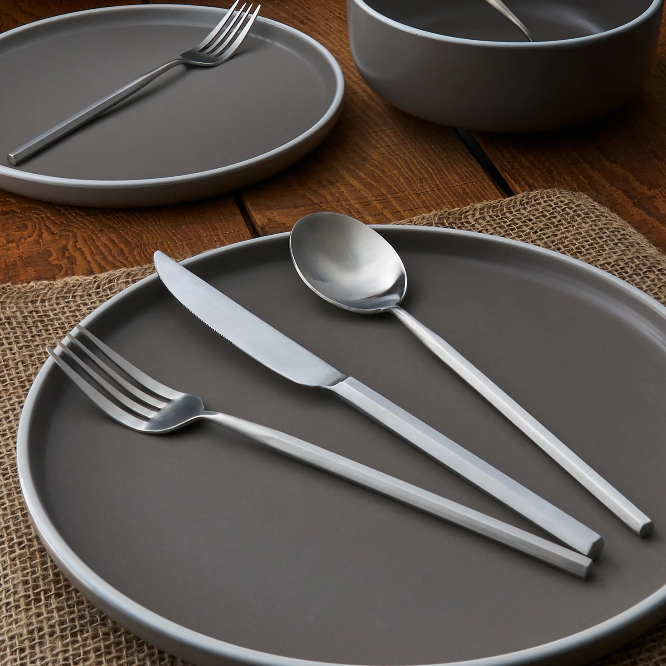 Esagono Matte 18/10 Stainless Steel 20 Piece Flatware Set, Service For 4