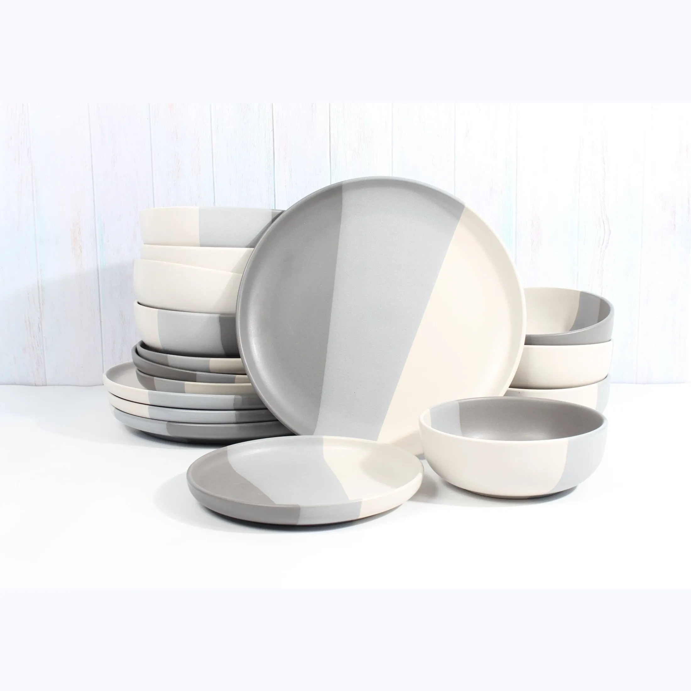 Piermont Grey 16 Piece Dinnerware Set, Service For 4